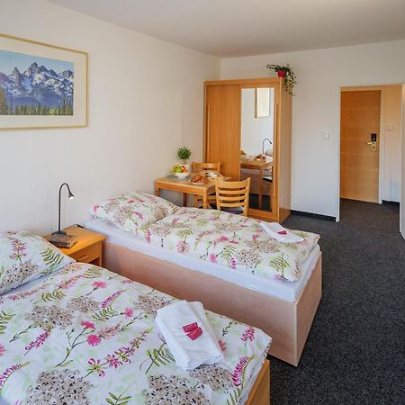 Cooliving Hostel Prague Ngoại thất bức ảnh
