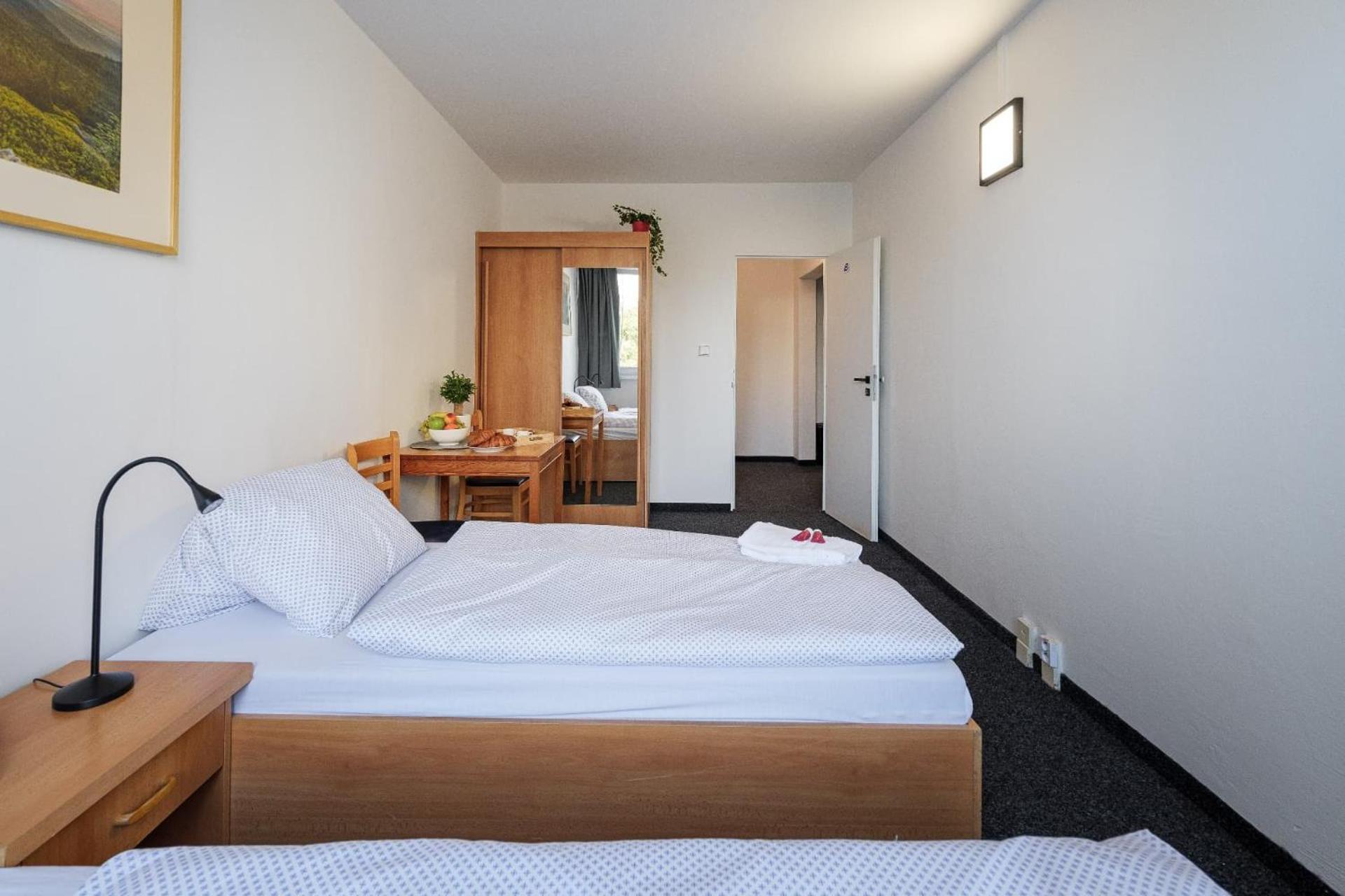 Cooliving Hostel Prague Ngoại thất bức ảnh